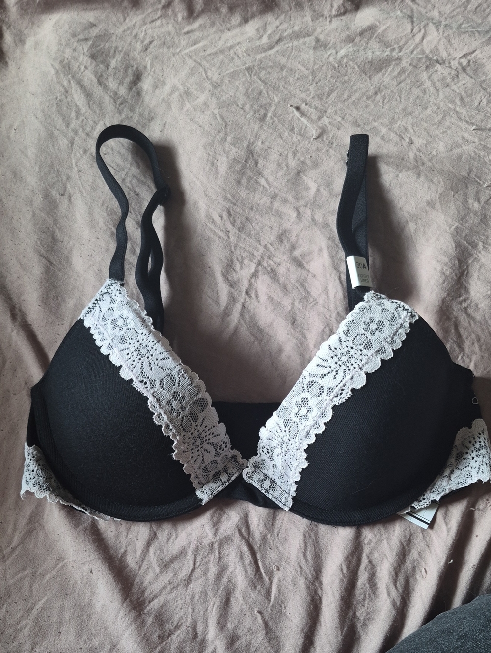 NWT PINK Victoria's Secret Black Lace Trim Lightly Lined Black Pink 30A